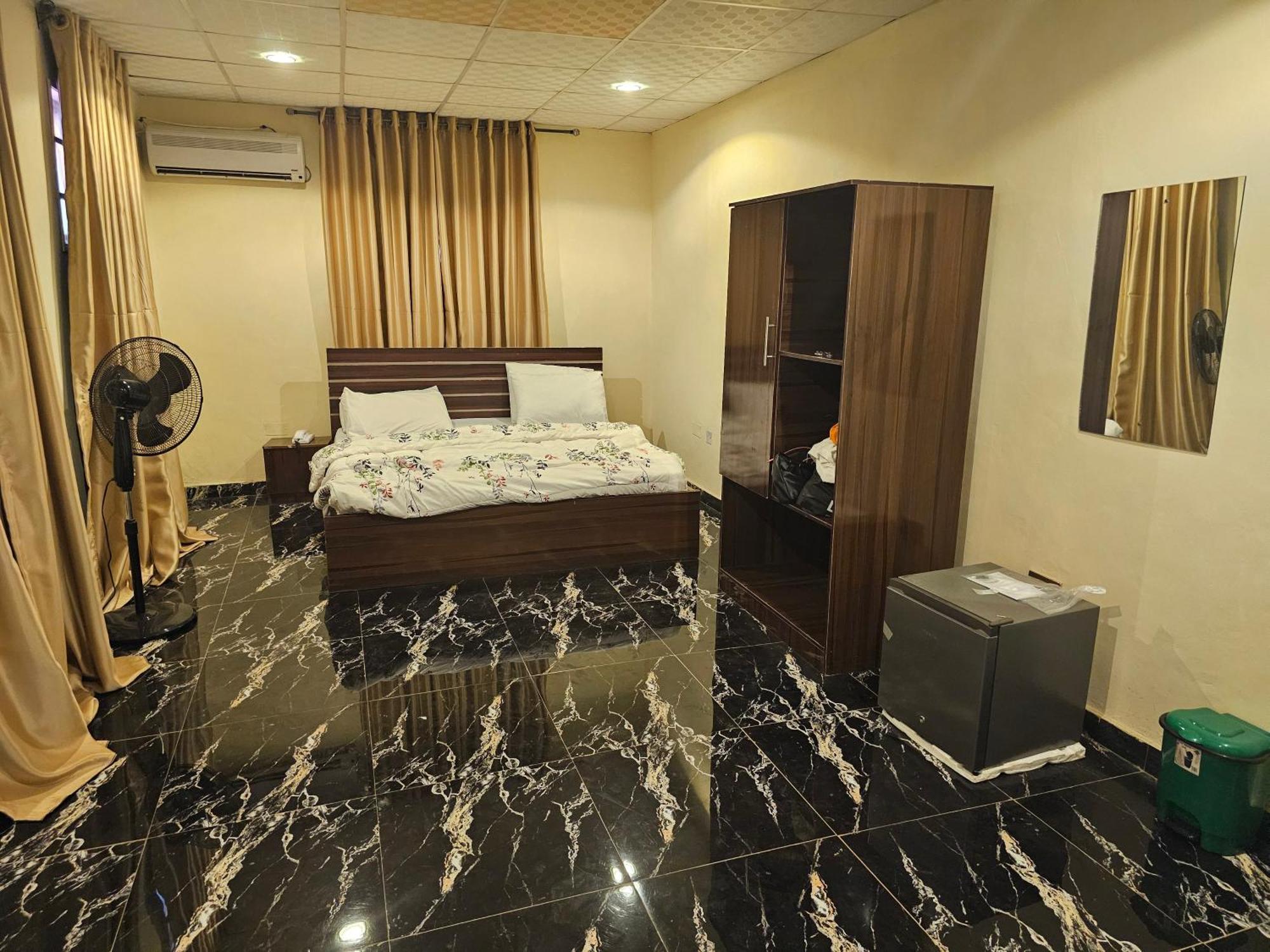 Bmh Hotel & Suites Ibadan Eksteriør bilde